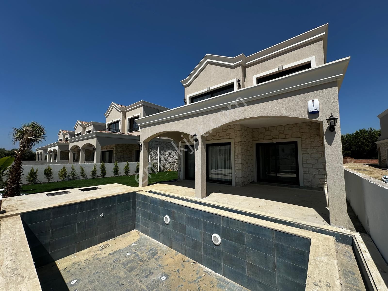 Kuşadası Karaova'da Denize Ve Avm'lere Yürüme Mesafesi Sıfır 5+2 - Görsel 19