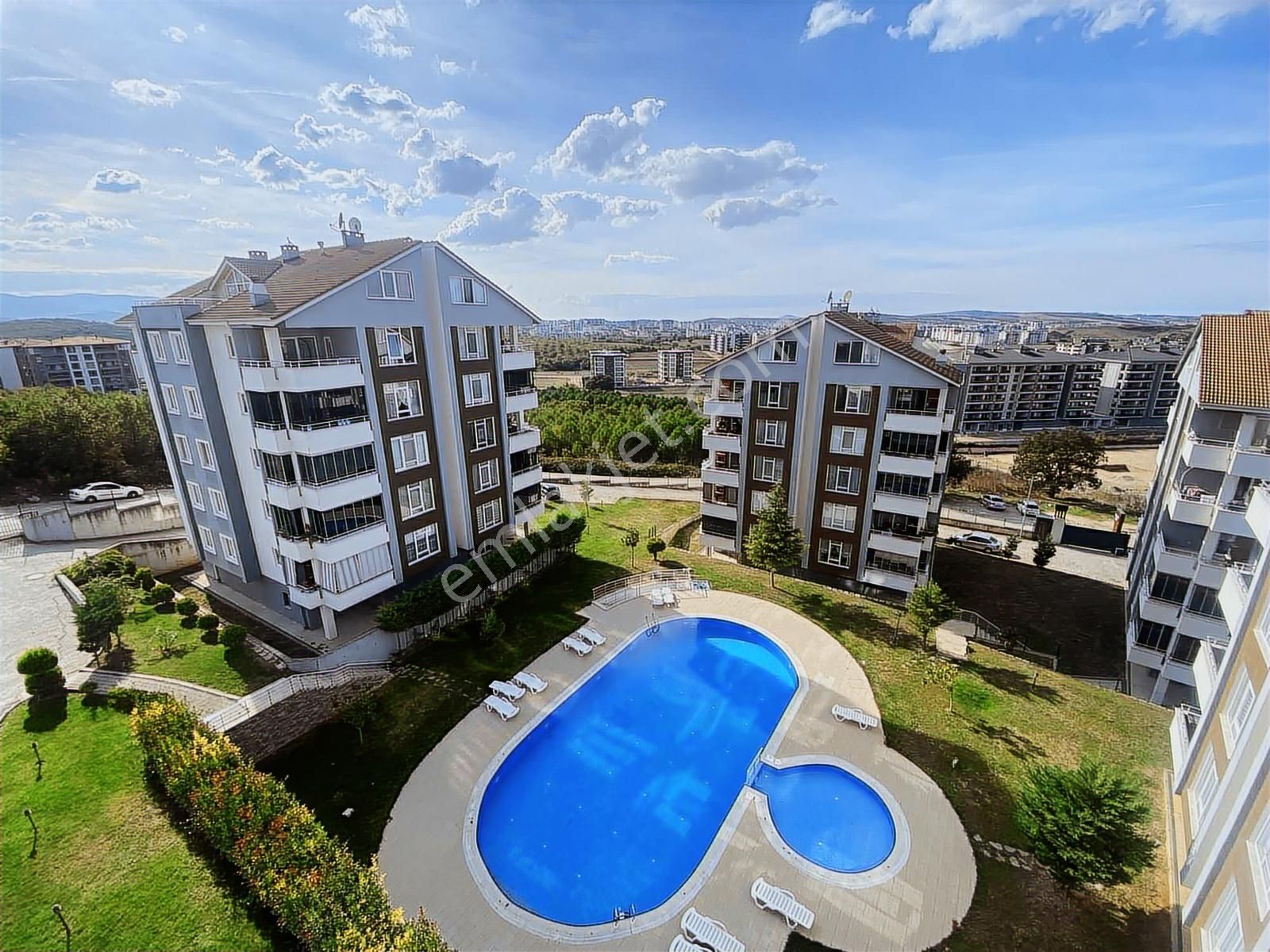 Lookhause Nilüfer Kayapa Ara Kat Satılık 3+1daire