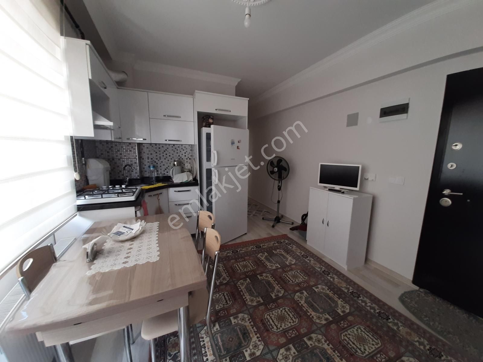 1+1 Çanakkale Barbaros İlkokulu Yakını Eşyalı Ela Evler - Görsel 14