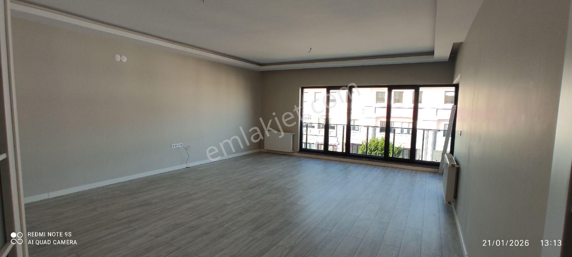 Golden Key Gayrimenkul'den 1 Nolu Bostancı Mahallesinde Fırsat Kiralık 4+1 Daire - Görsel 3
