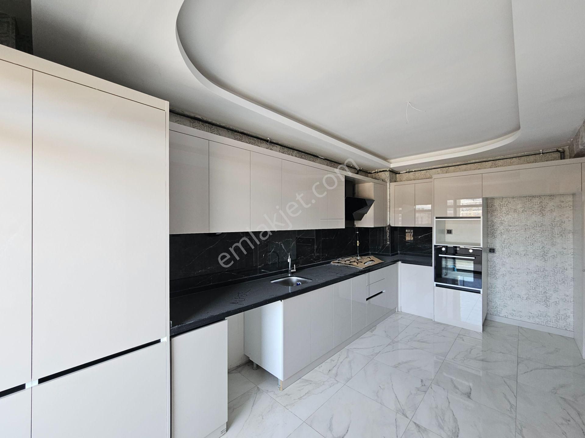 Beyhekim Mahallesinde 4+1 Site İçerisinde Satılık Lüx Sıfır Daireler - Görsel 11