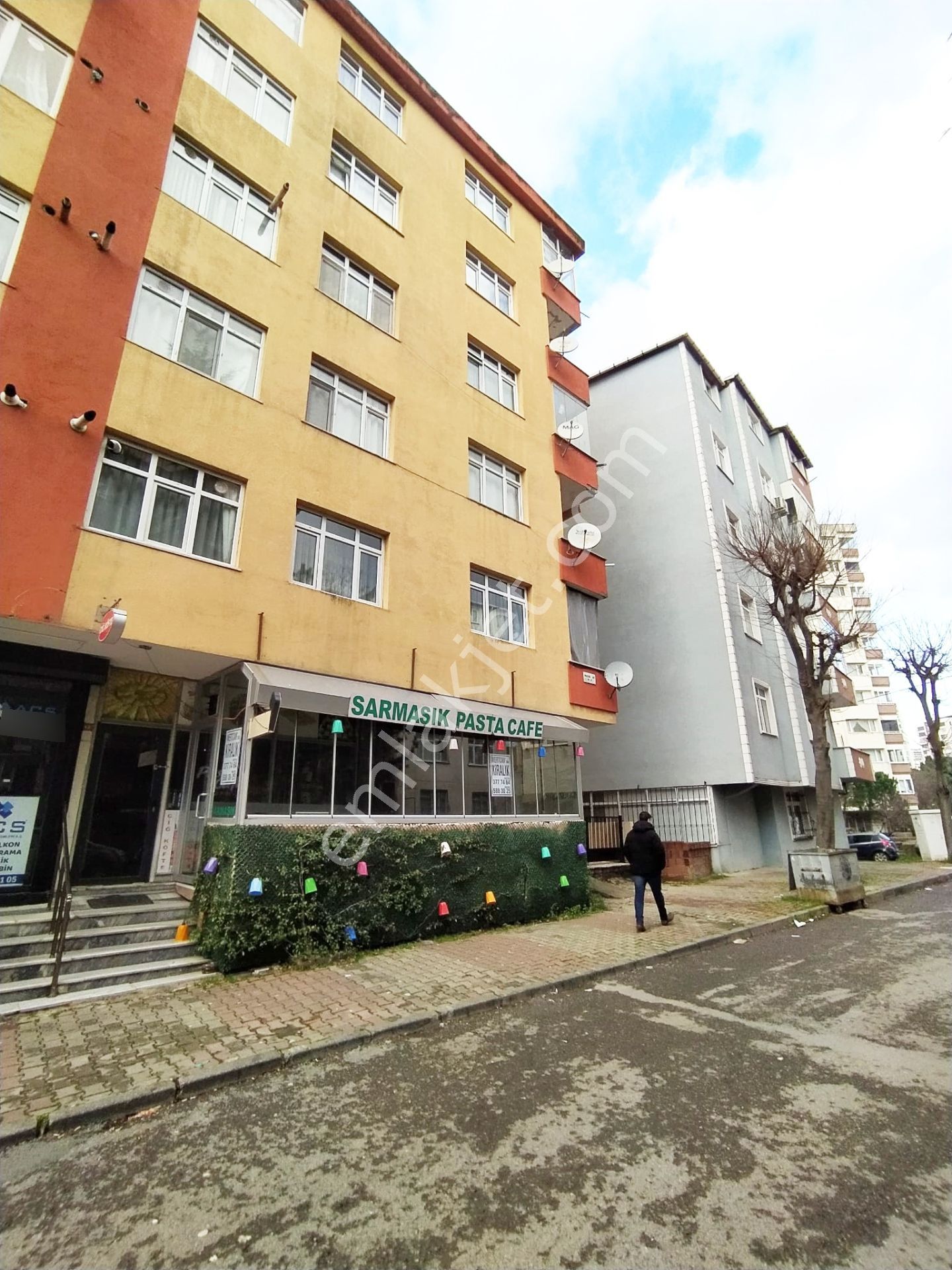 Mertcan Dan Atatürk Cad Yürüme 60m2 Fırsat Kiralık Dükkan