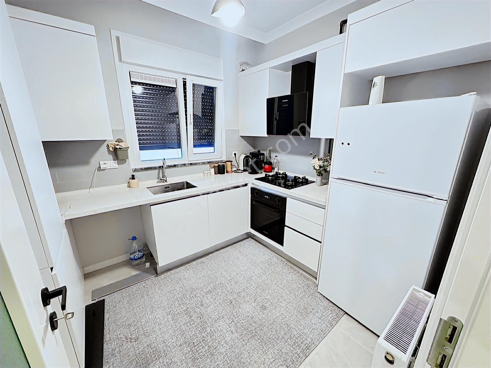 Tek Yetkili Erenköy'de 4+2 Net 180 M2 Balkonlu Ebv Banyolu Sıfır - Görsel 5