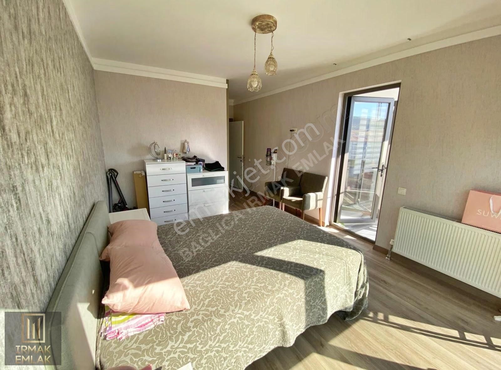 Irmak Emlak- Bağlıca Mermeroğlu Caddesi Belende Evleri'nde Satılık 4+1 Daire - Görsel 19