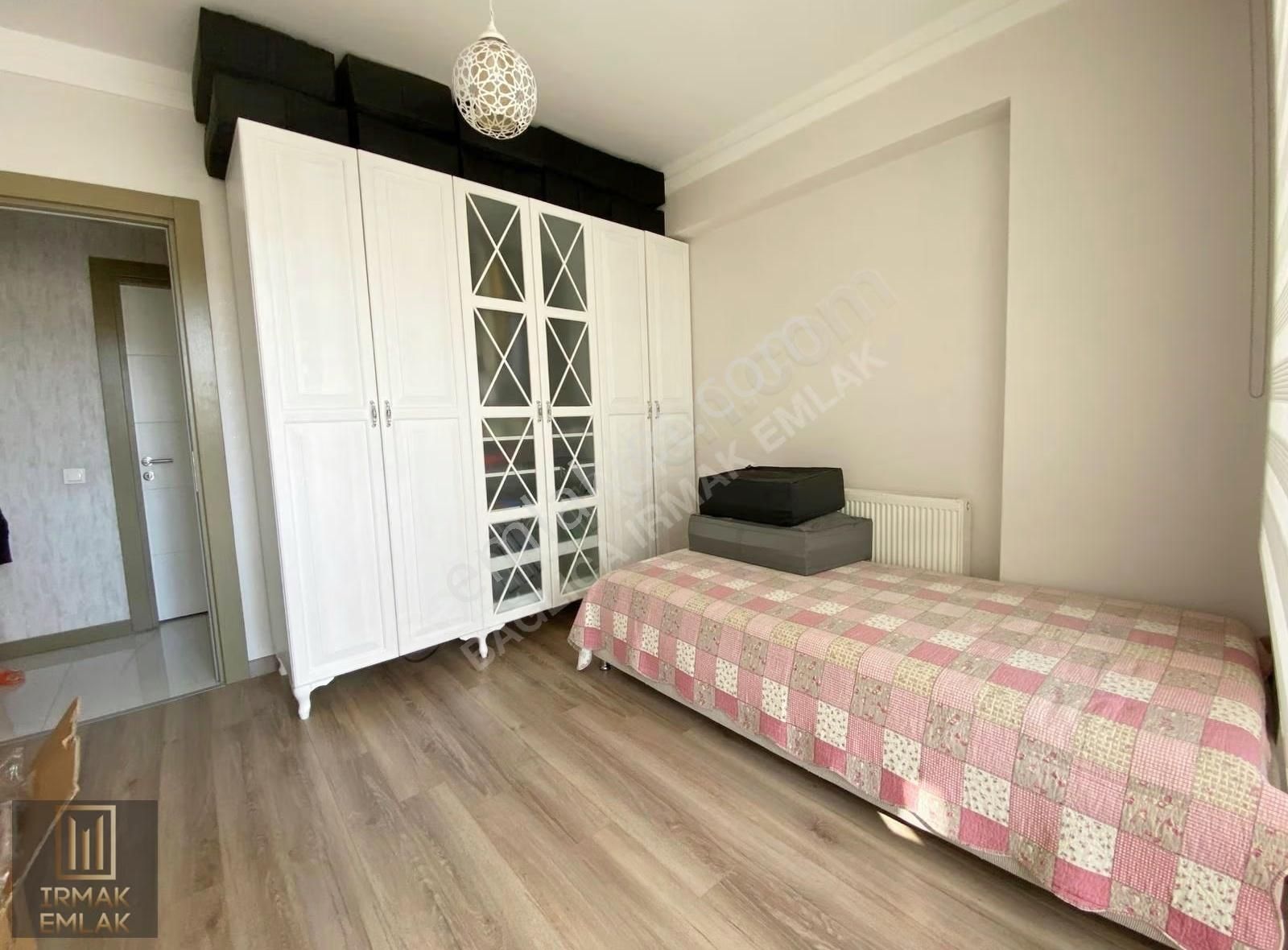 Irmak Emlak- Bağlıca Mermeroğlu Caddesi Belende Evleri'nde Satılık 4+1 Daire - Görsel 21