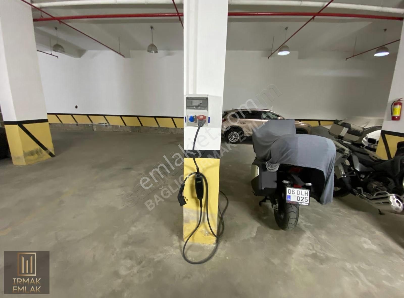 Irmak Emlak- Bağlıca Mermeroğlu Caddesi Belende Evleri'nde Satılık 4+1 Daire - Görsel 28