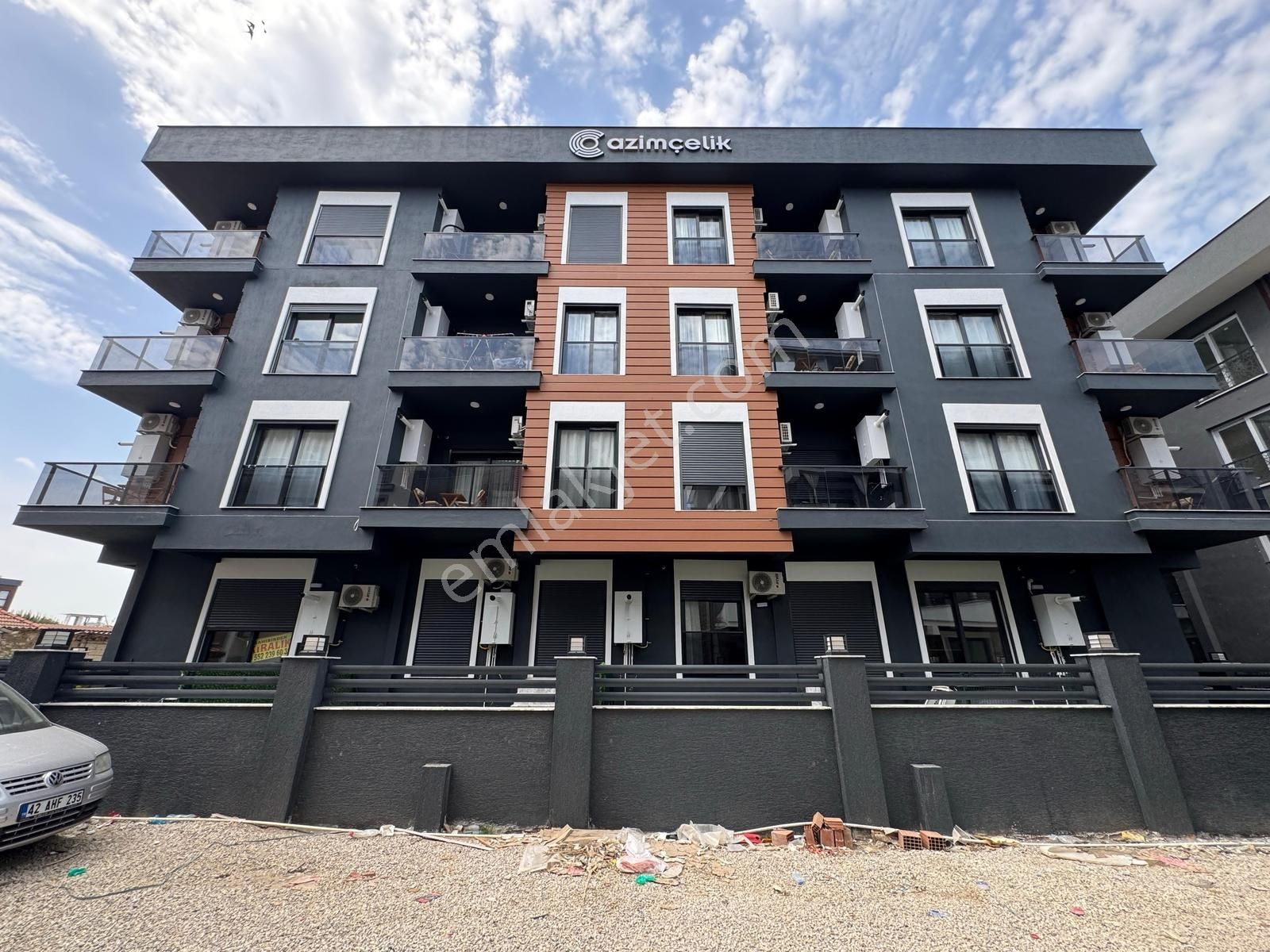 İzmir Menemen Seyrekte Eşyalı Ara Kat Çift Cepheli Sıfır Daire!