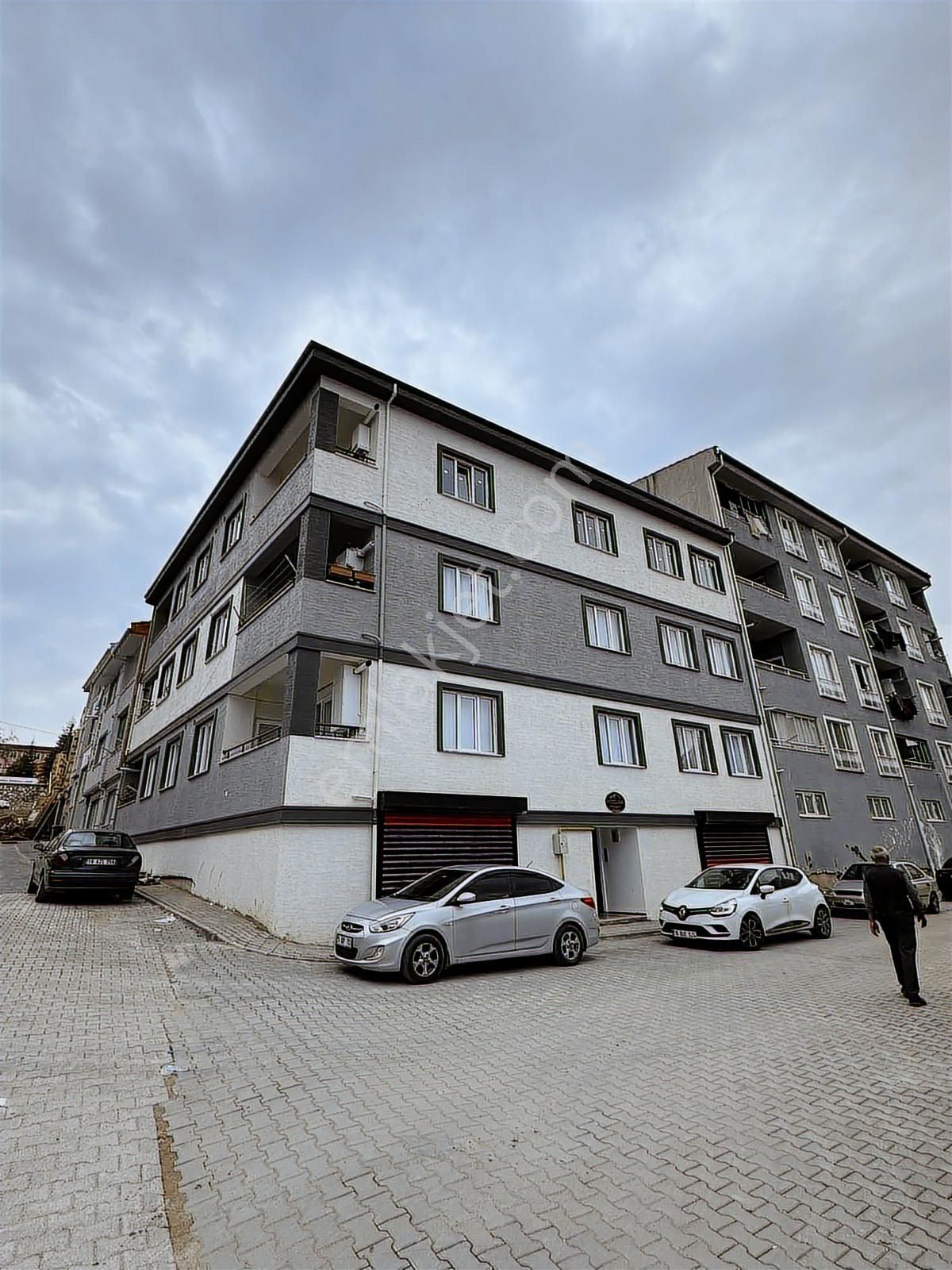 Ulucan'dan İnegöl Alanyurt'ta Satılık 3+1 Sıfır Daire
