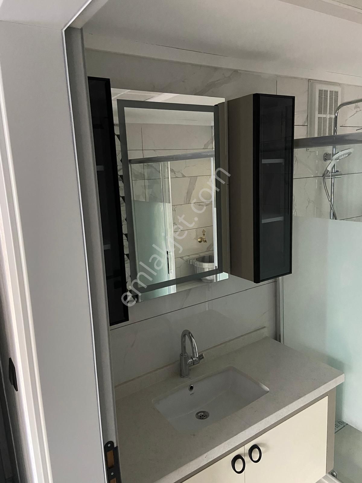 Şeker Mahallesi Satılık Cadde Cepheli Sıfır Lüx 4+1 Daireler - Görsel 16