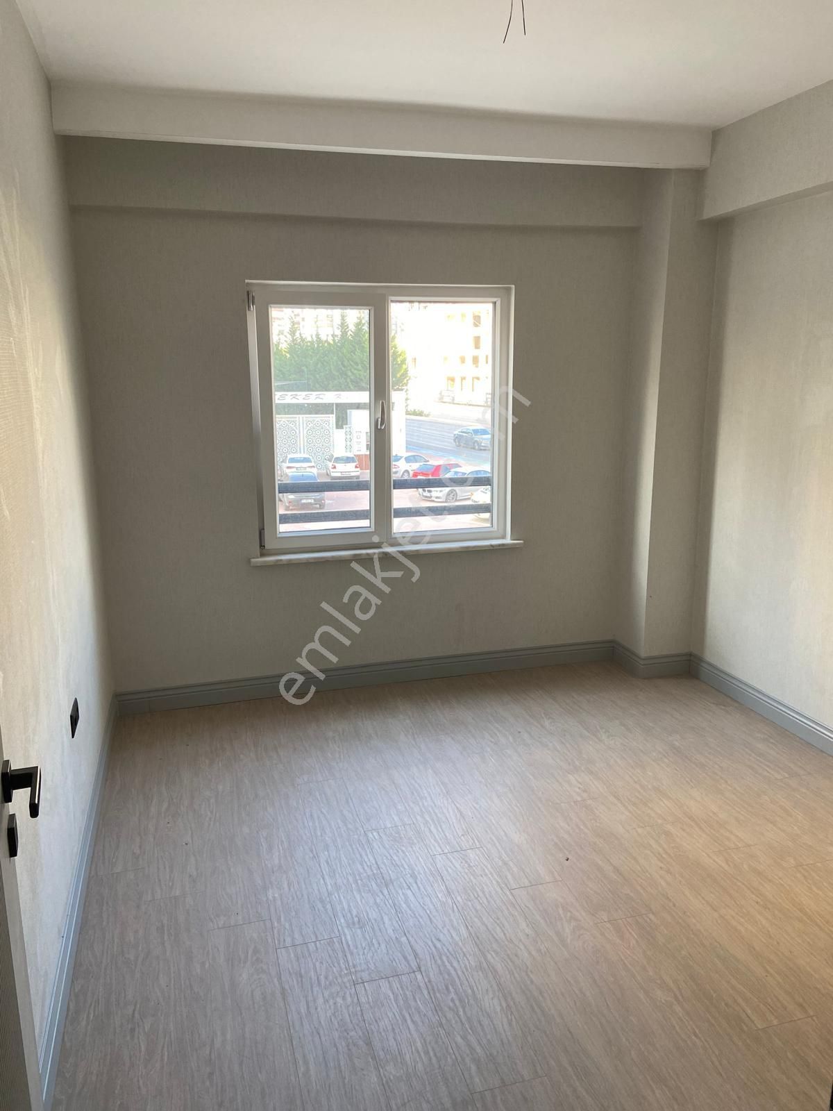 Şeker Mahallesi Satılık Cadde Cepheli Sıfır Lüx 4+1 Daireler - Görsel 8