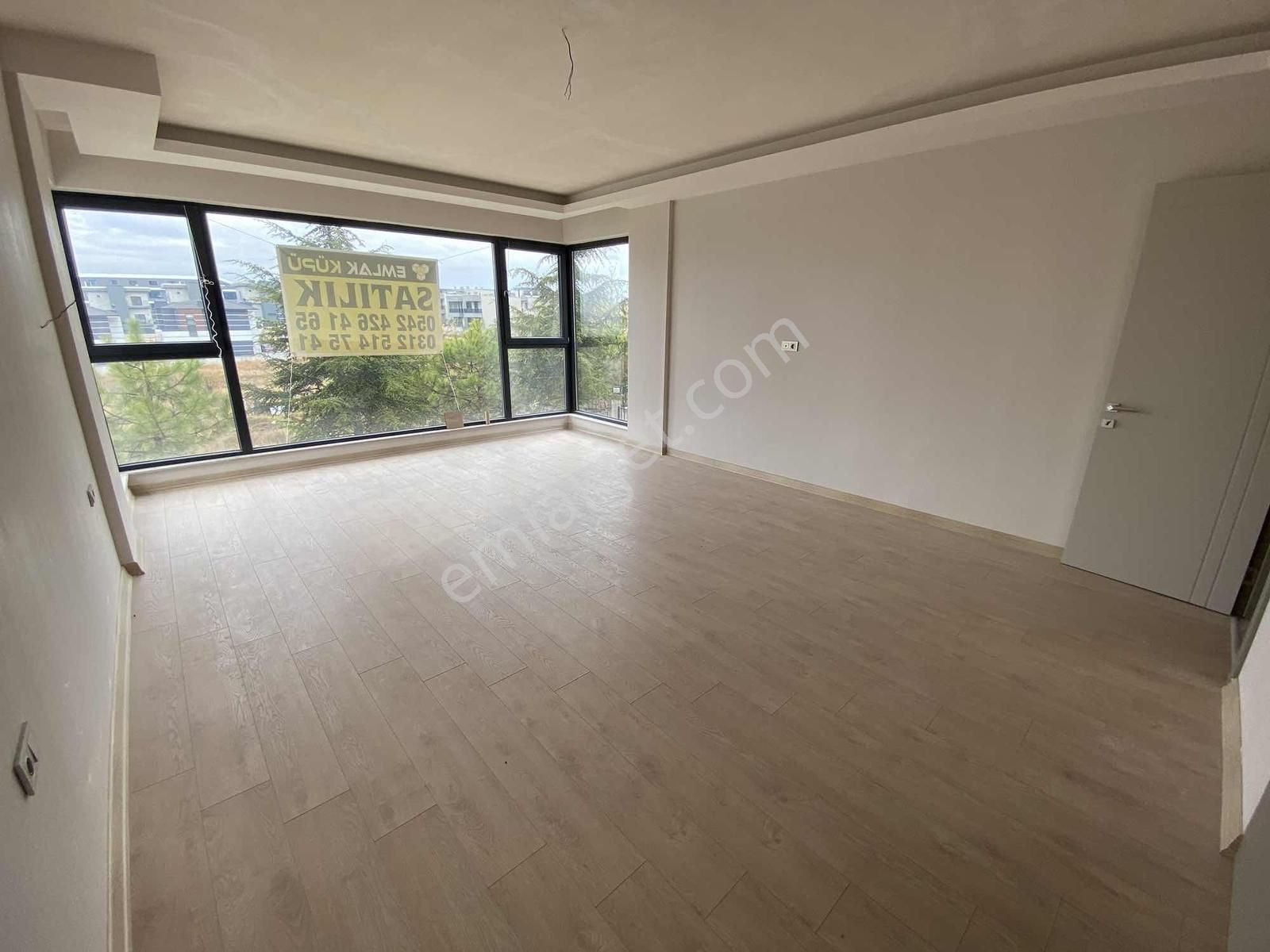 Bağlıca'da Güvenlikli Site İçi Satılık Villa - Görsel 2