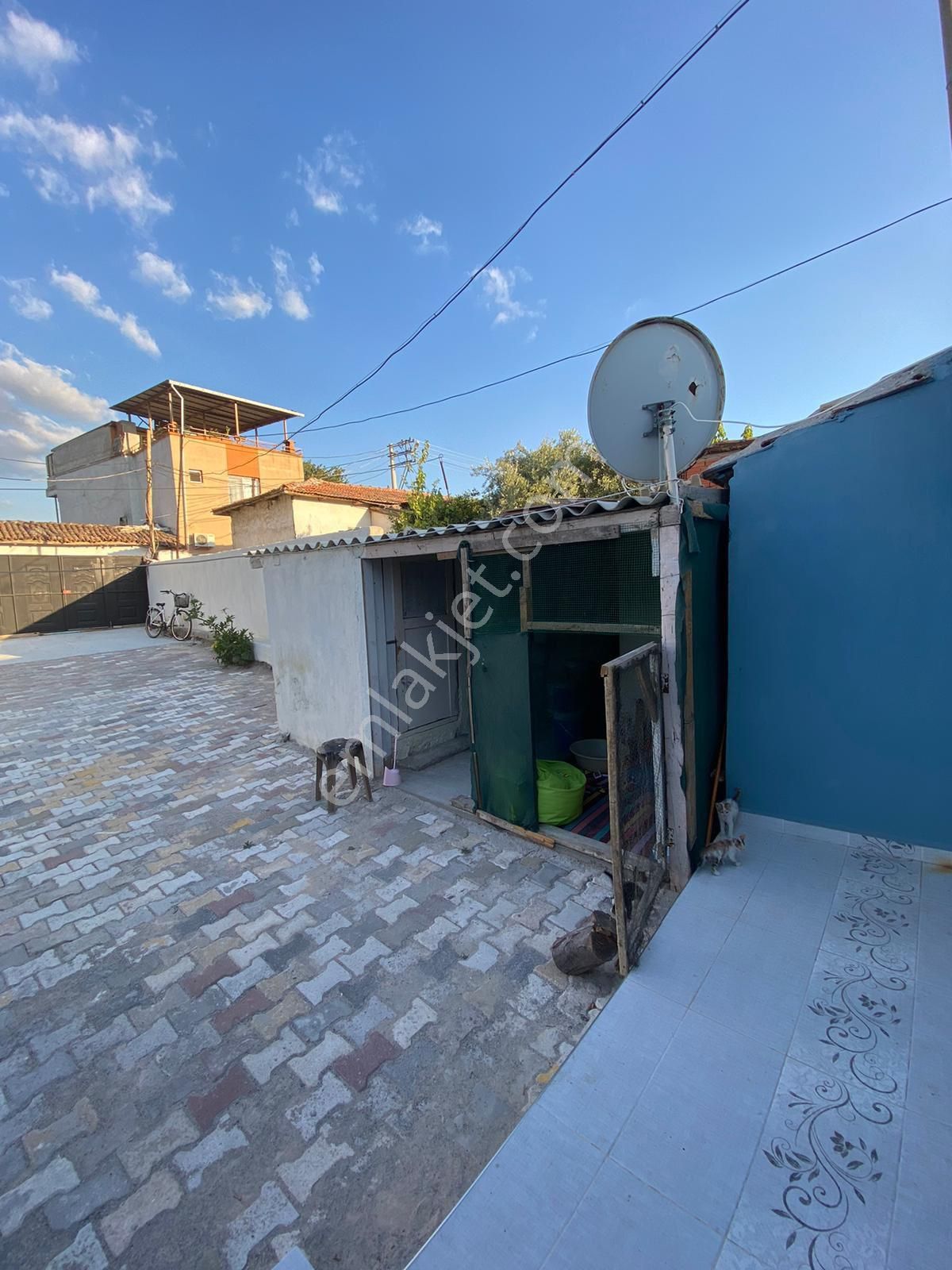 İzmir Menemende Degirmendere De 500 Mt Arsa İçinde İki Ev Bulunan Yerimiz Satılıktır - Görsel 4