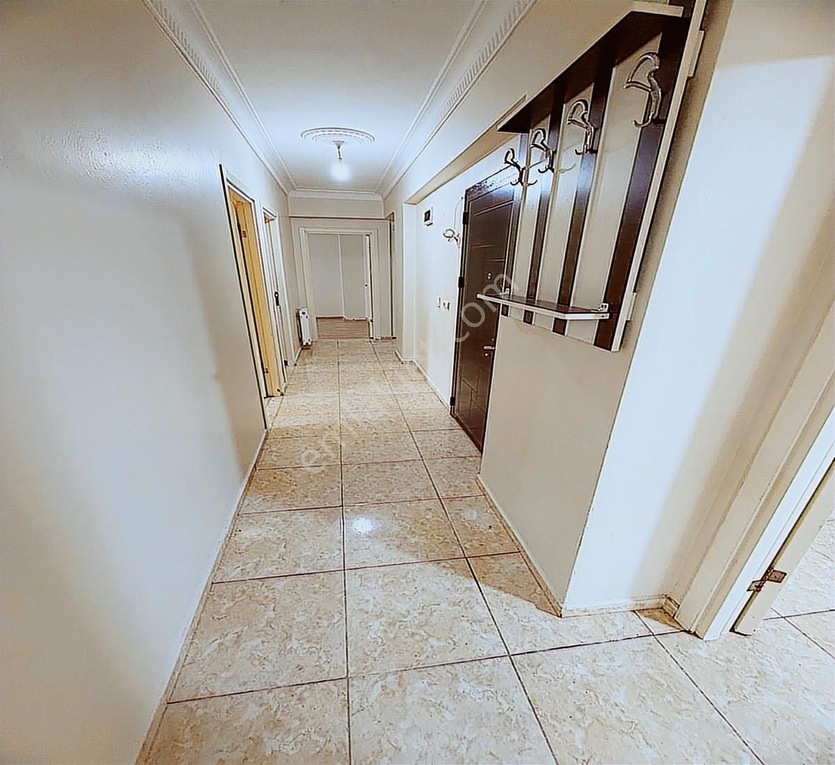 Fiyat Düştü B.çeşme Mahallesi Çok Büyük 3+1 Balkonl Yüksek Giriş - Görsel 6