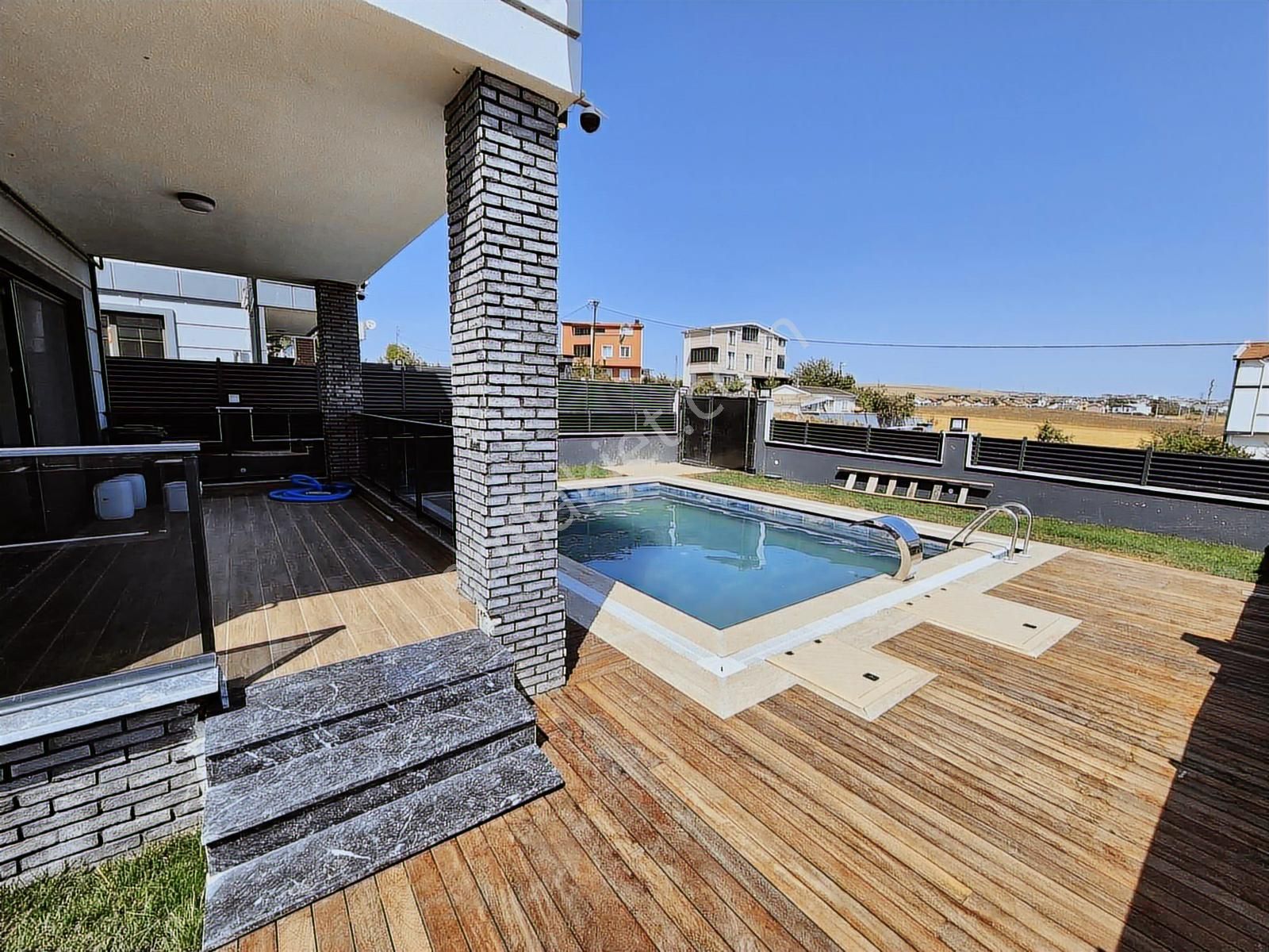 #mega Yapı# İskanlı 7+1 Ebeveyn Banyolu Bodrum Katlı Villa - Görsel 11