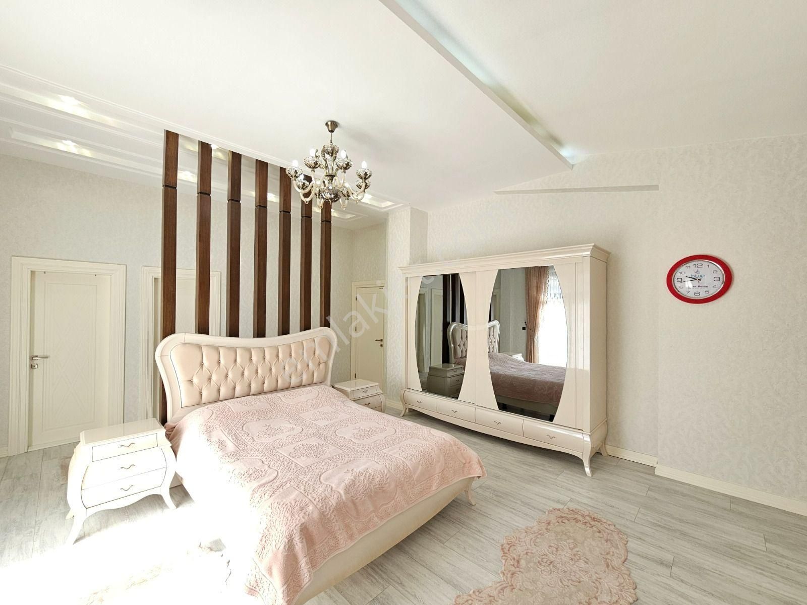 Sille Ak Mahallesinde 4,5+1 Satılık Ultra Lüx Müstakil Villa - Görsel 23