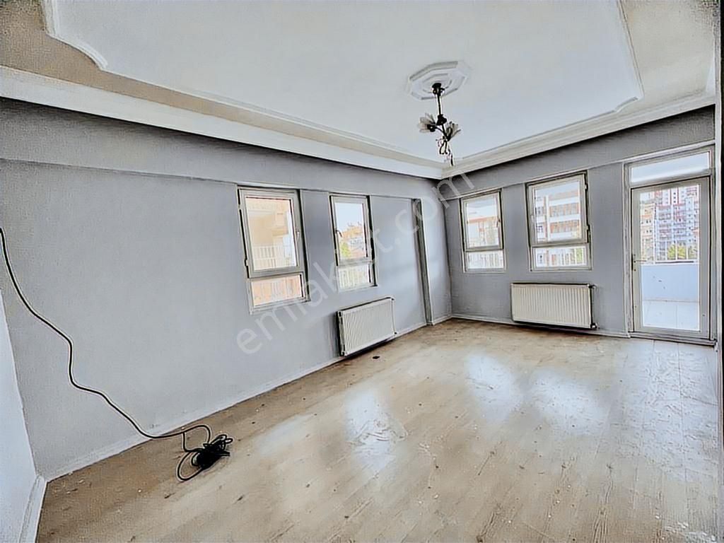 Acl Emlak'dan Karaköprü Karşıyaka'da Ara Kat 3+1 Kiralık Daire