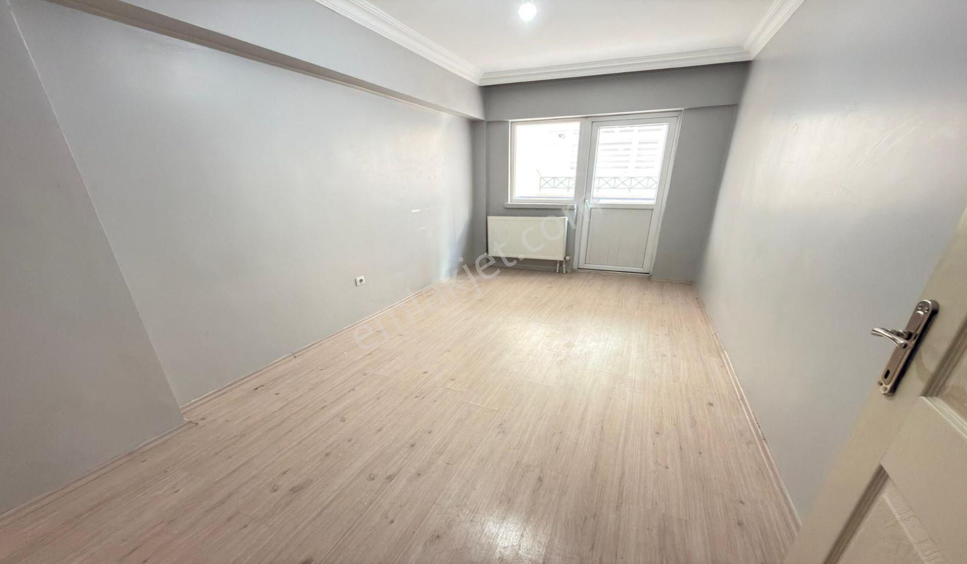 Ufuktepe Karakol Arkası Ara Katta Teras Balkonlu Fırsat Dairesi - Görsel 14