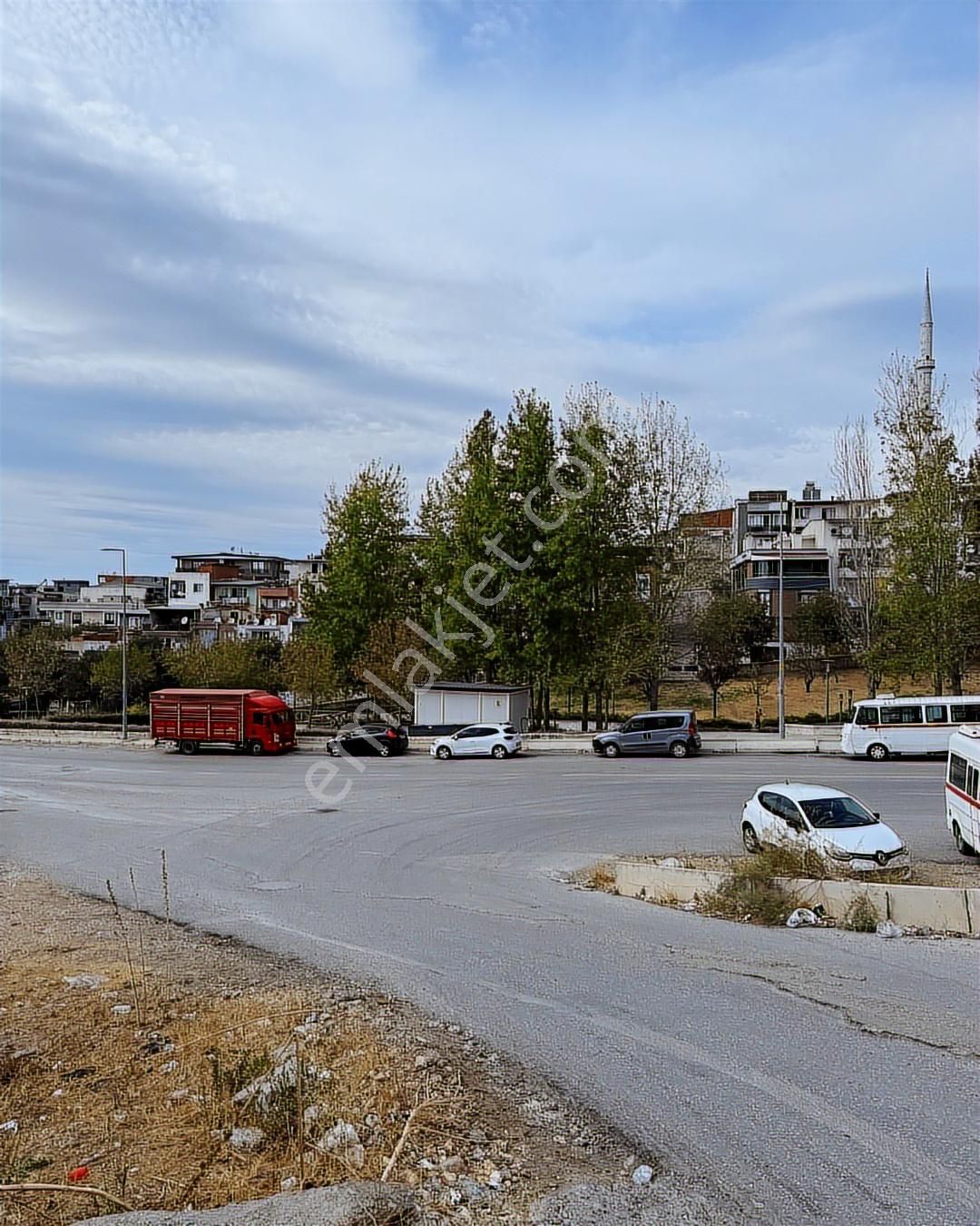 Buca Adatepe Mah. Üniversite Ve Begos Yakını Eşyalı Klimalı 2+1 - Görsel 13