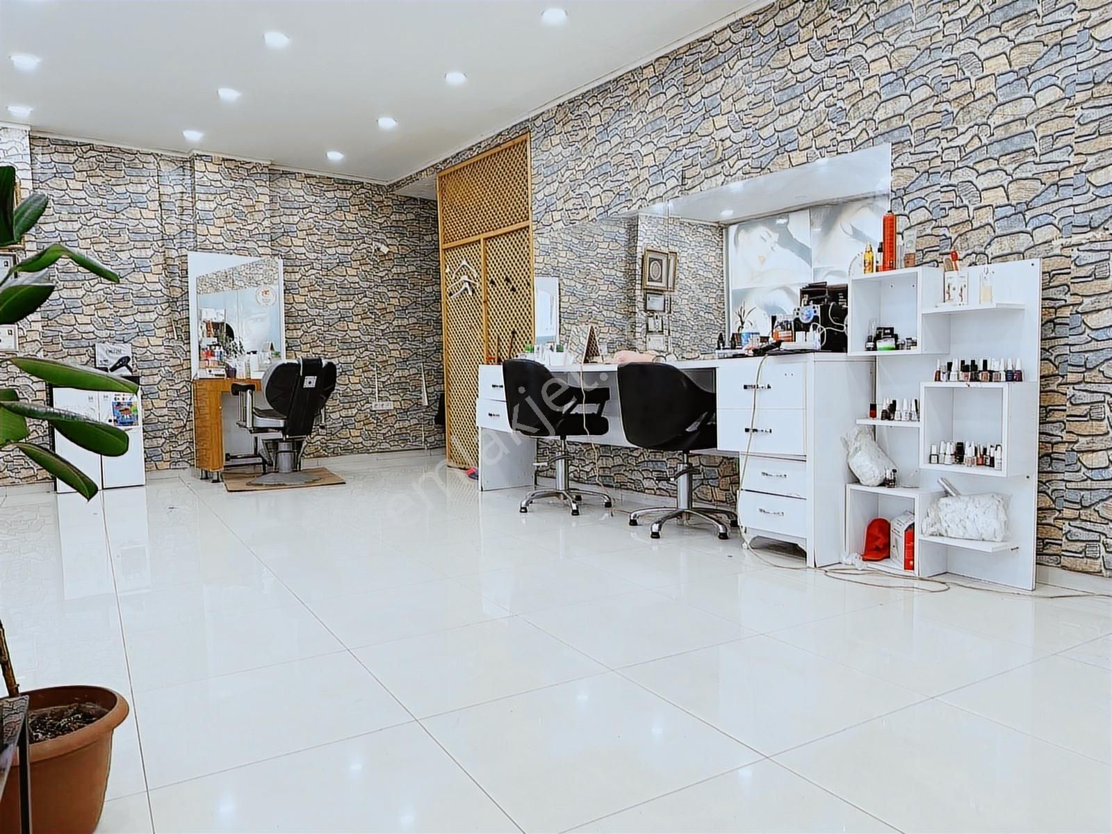 Alban Gyo'dan Köşe Başı Çift Cephe 90'm² Kiralık Dükkan - Görsel 7