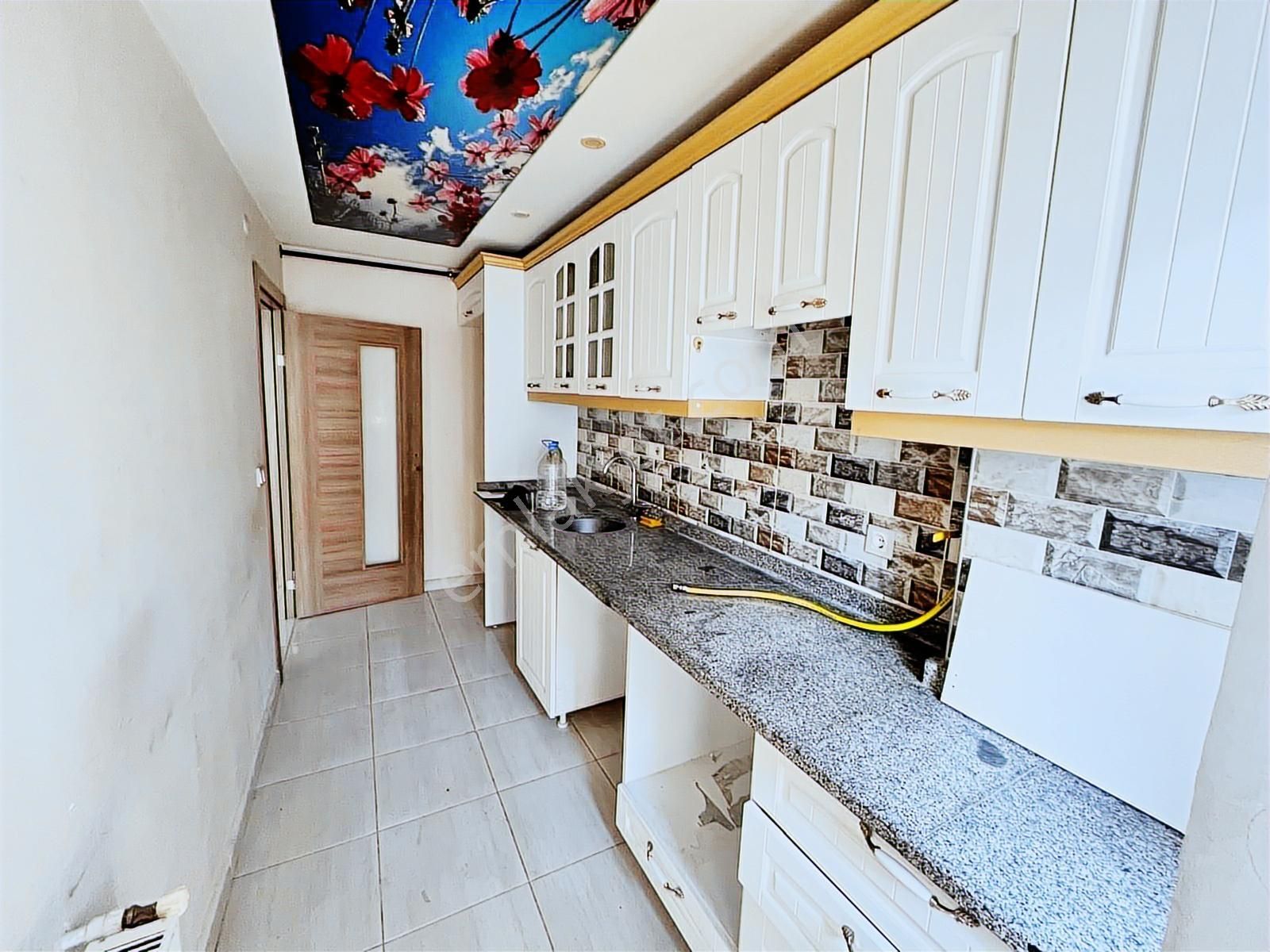 Alban'dan Metrobüse 10dk Ebeveyn Banyolu 95m² 2+1 Ara Kat - Görsel 4