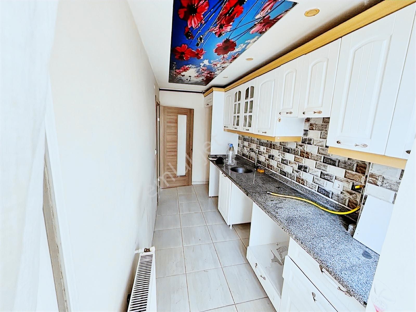 Alban'dan Metrobüse 10dk Ebeveyn Banyolu 95m² 2+1 Ara Kat - Görsel 6