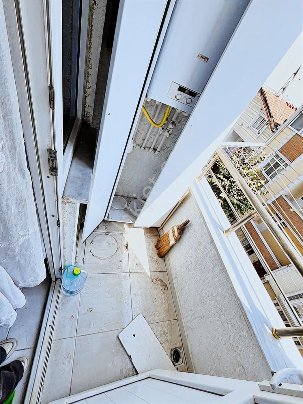 Alban'dan Metrobüse 10dk Ebeveyn Banyolu 95m² 2+1 Ara Kat - Görsel 8