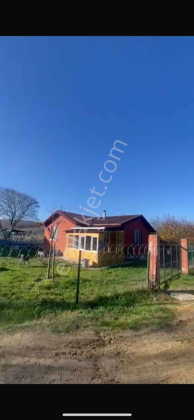 Alban' Dan Çatalca Atatürk'de Yerleşim İçinde 422 M² Satılık !