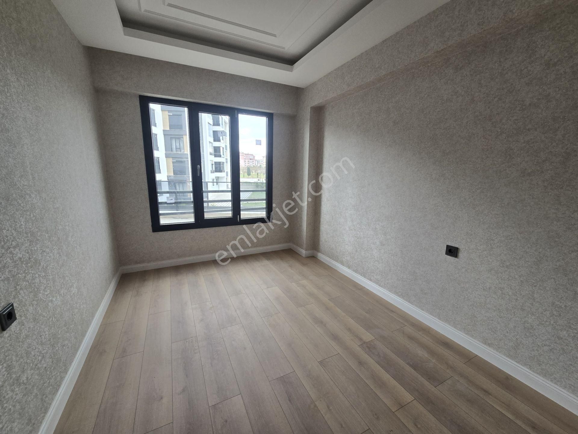 Ahmet Yesevi Cd Caddeye Cephe Site İçi Lüx Daireler - Görsel 15
