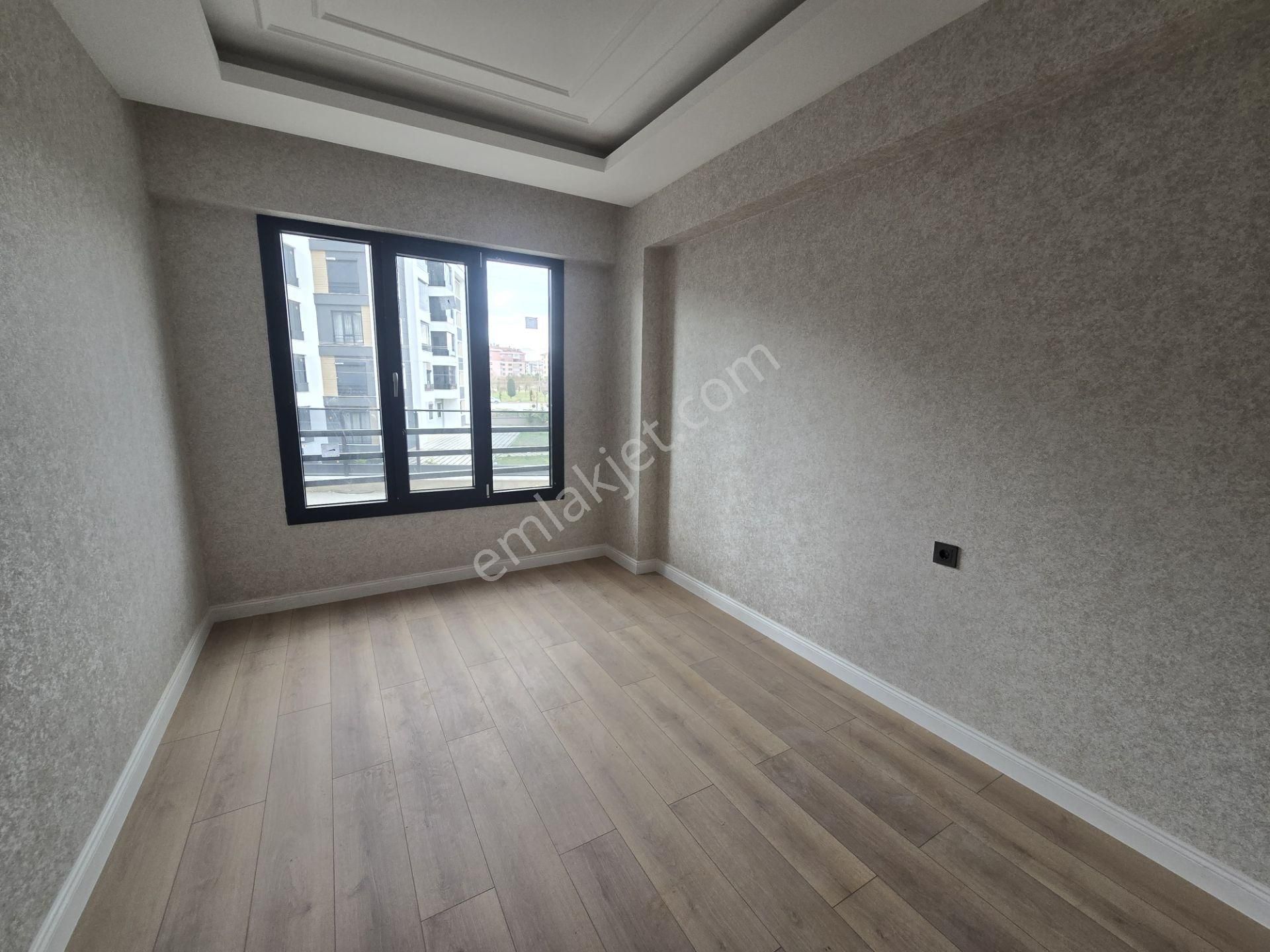 Ahmet Yesevi Cd Caddeye Cephe Site İçi Lüx Daireler - Görsel 14