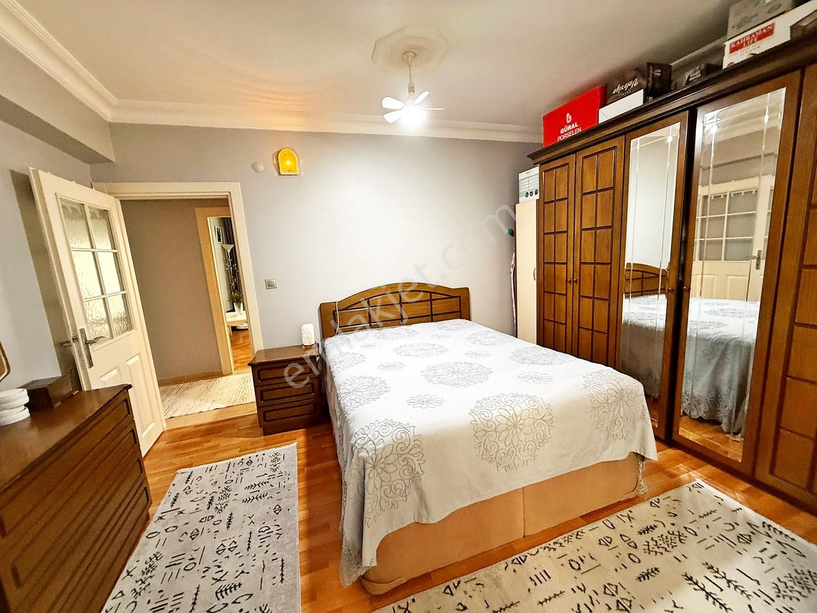 Alban'dan Metrobüse 9dk Balkonlu Geniş Mutfak 155 M² 3+1 Daire ! - Görsel 3