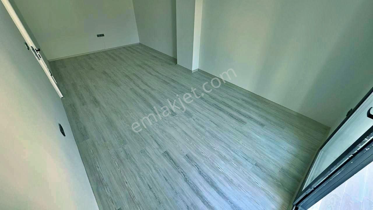 Uytundan Kadıköyde Ayrı Mutfaklı Doğalgazlı Ultra Lüks 2+1 Daire - Görsel 34