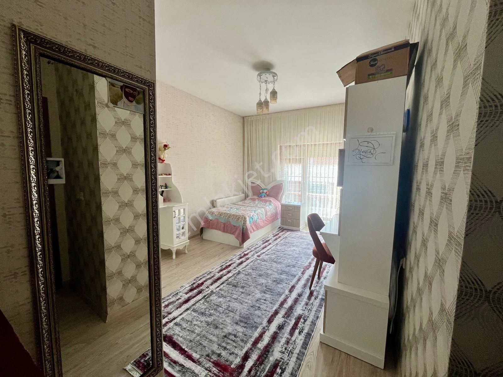 Ahmet Yesevi Caddesi Satılık 5+1 Daire - Görsel 21