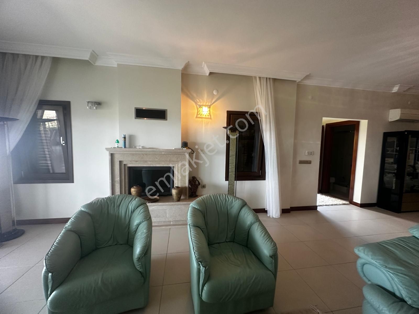 Kuşadasında Denize Sıfır Nadir Satışa Çıkan Sitede - Görsel 6