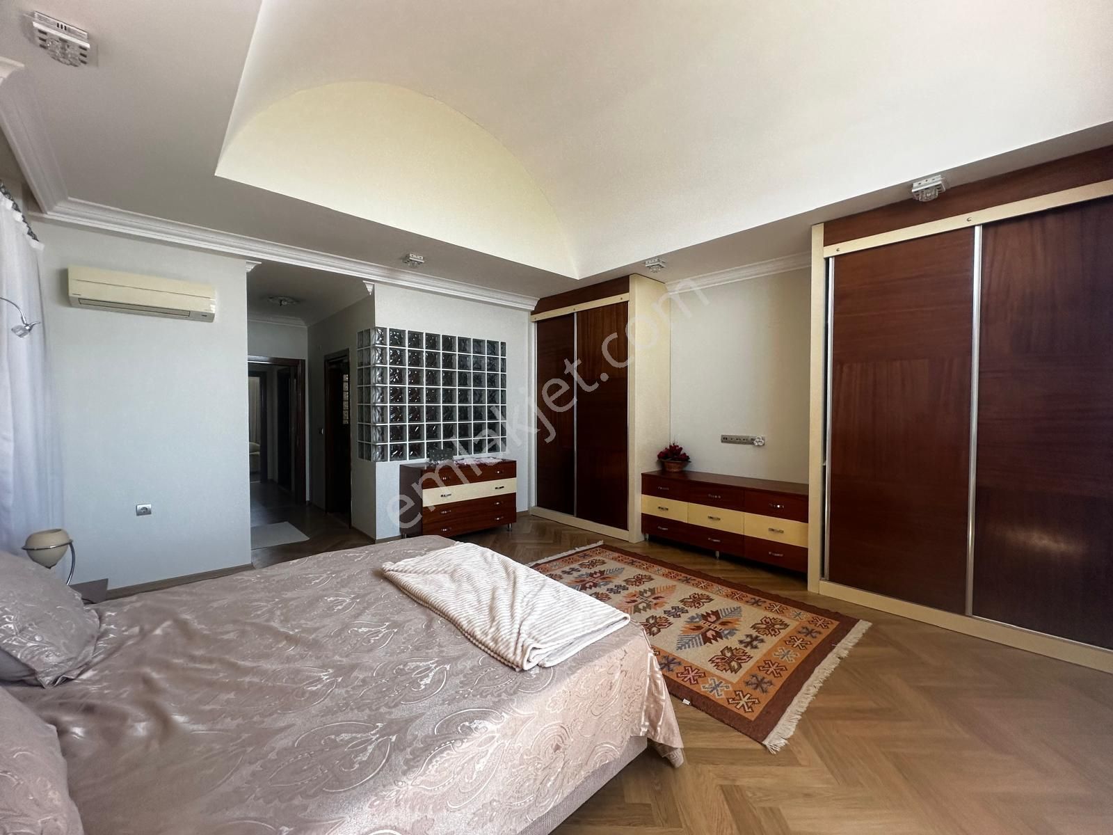 Kuşadasında Denize Sıfır Nadir Satışa Çıkan Sitede - Görsel 25