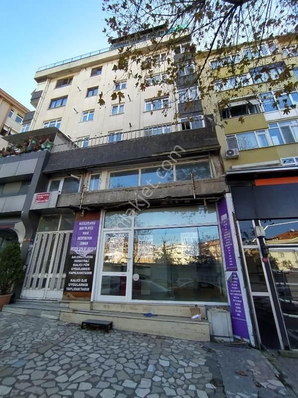 Mertcan Dan Küçükyalı Metro Durağına Yürüme 200m2 Fırsat Satılık Dükkan