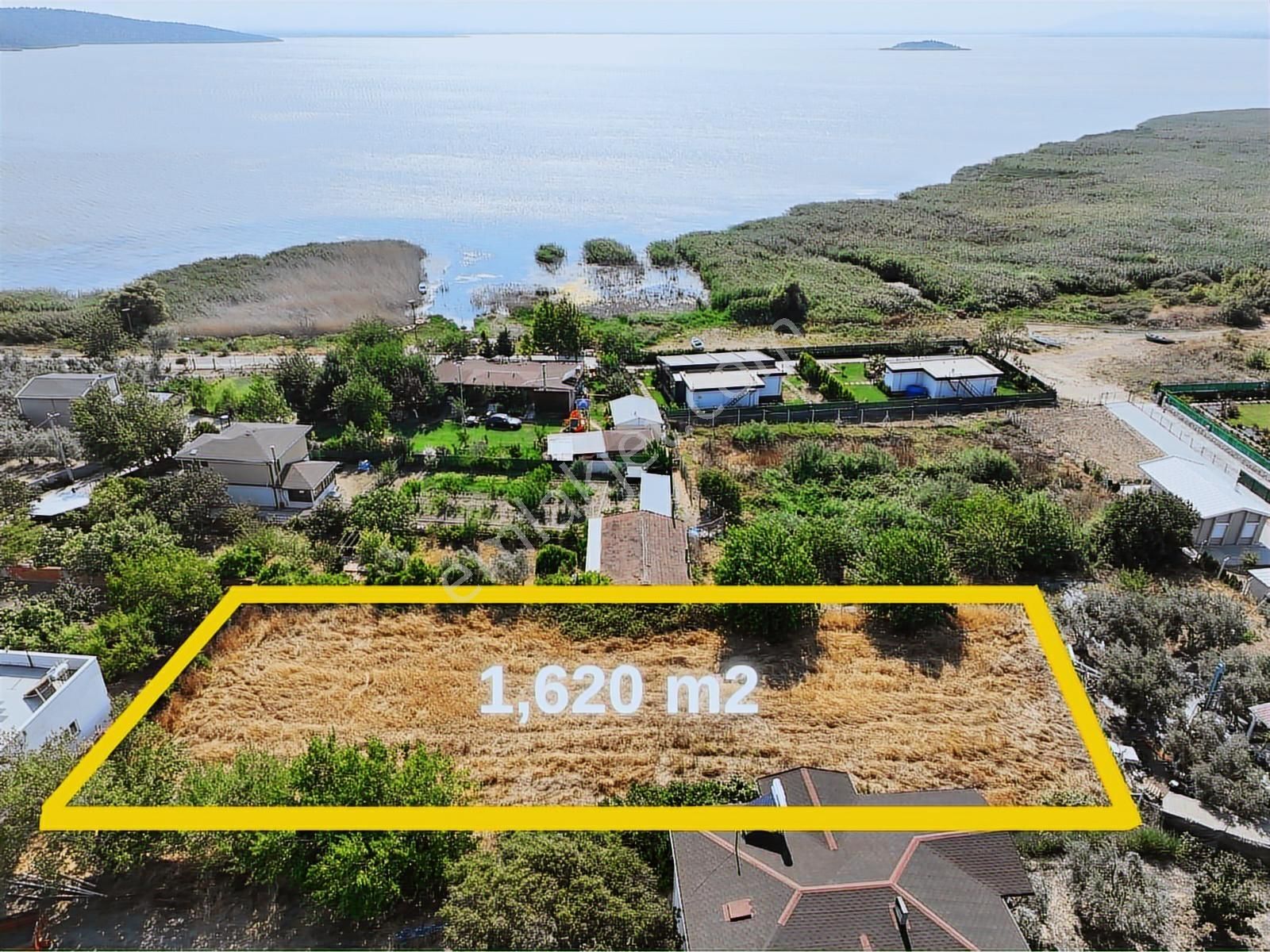 Lookhause Satılık Eskikaraağaç Leylek Köyü Köy İçi Bahçe