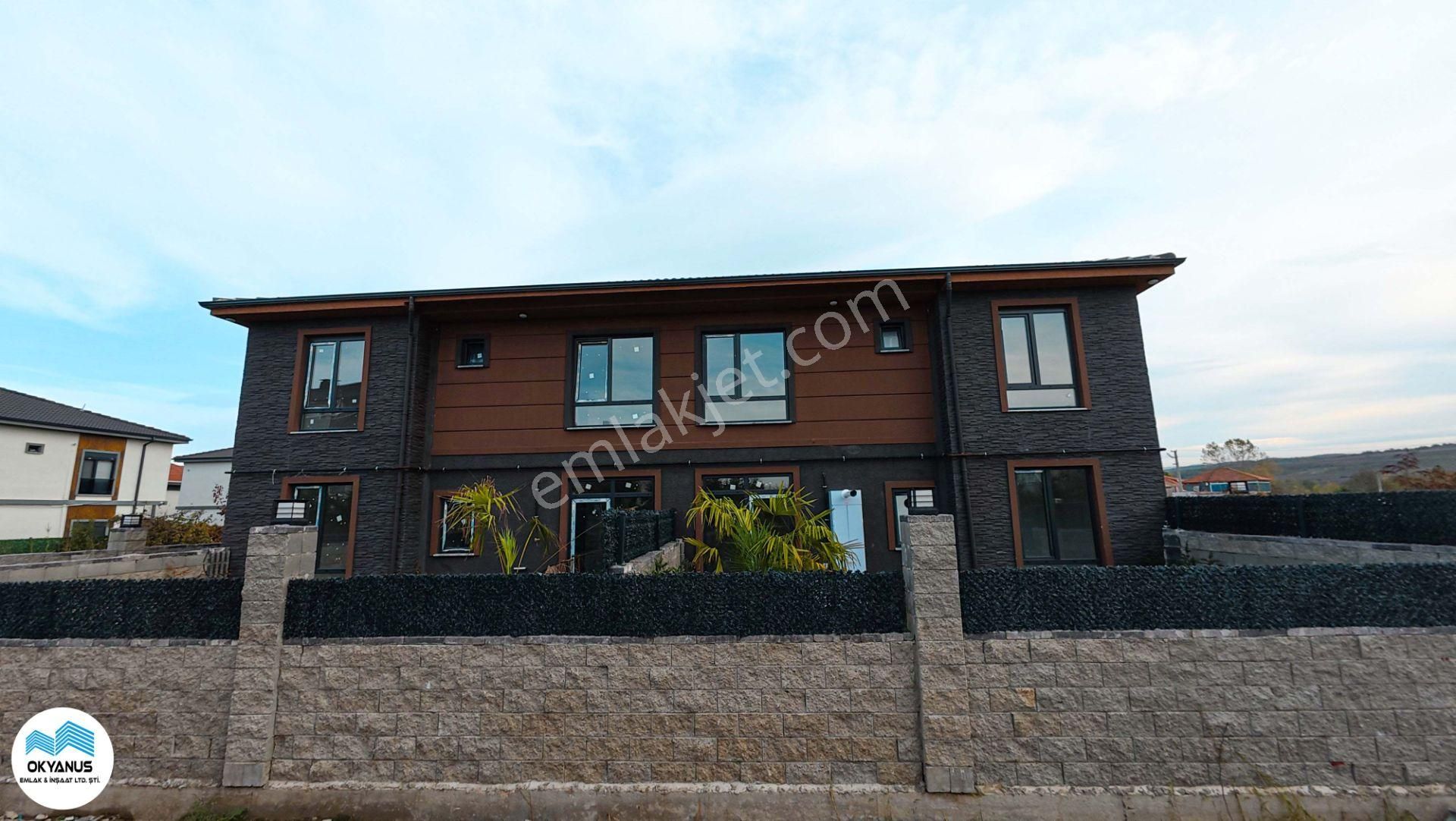 Sakarya Karasu Merkezde Havuzlu Kapalı Mutfak Köşe Parsel Villa - Görsel 5