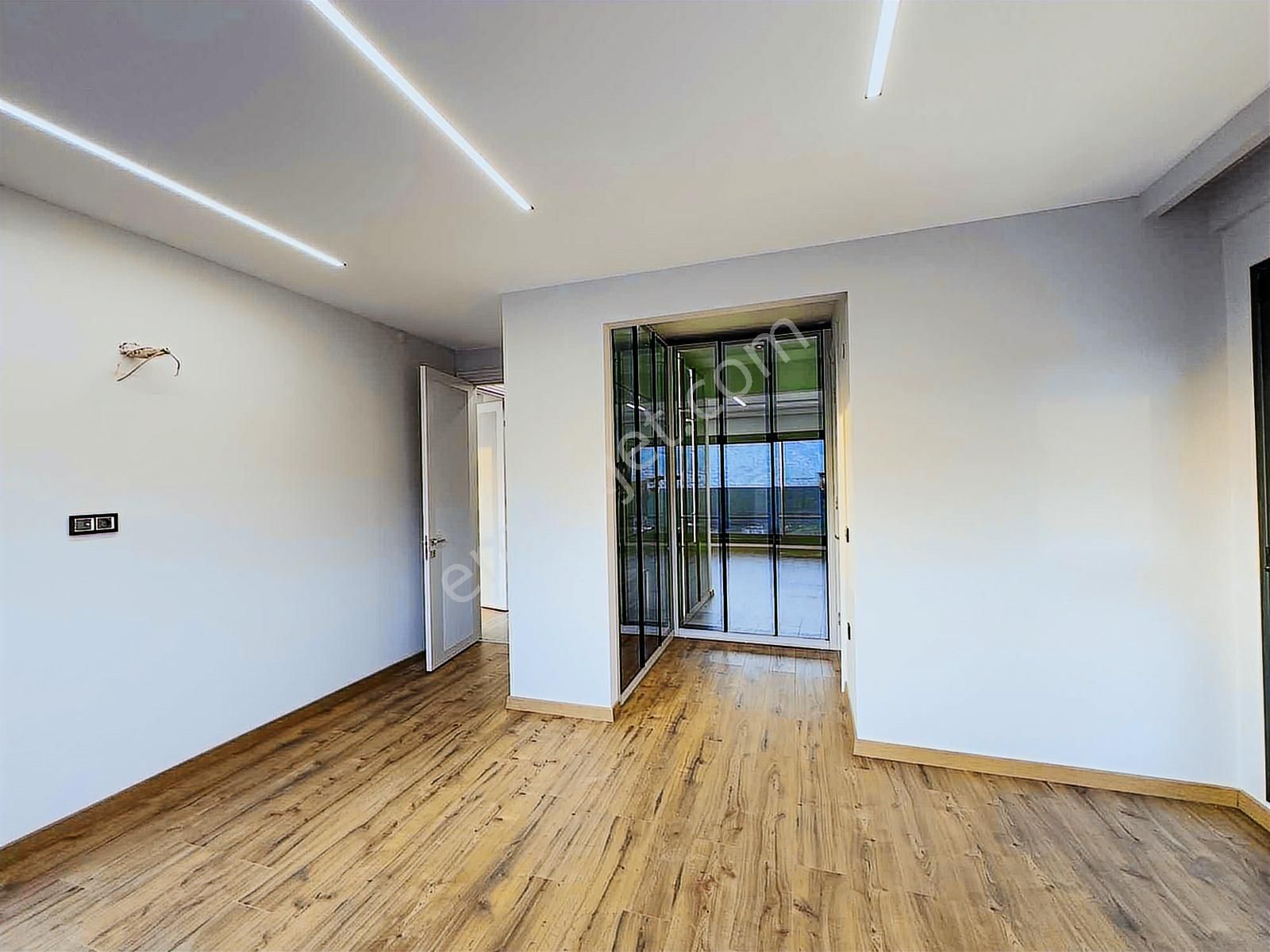 Fb Gayrimenkul'den Eşsiz Tasarımıyla Ultra Lüks Triplex Villa - Görsel 18