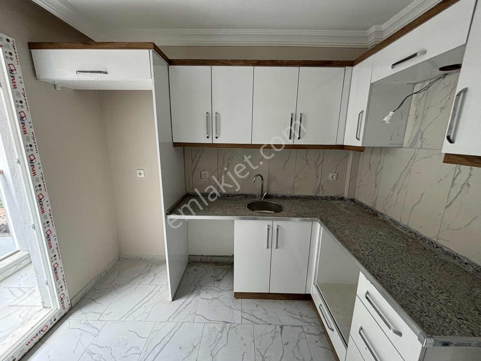 Merkezde 2+1 Arakat Sıfır Daire Krediye Uygun Kapalı Mutfak - Görsel 12