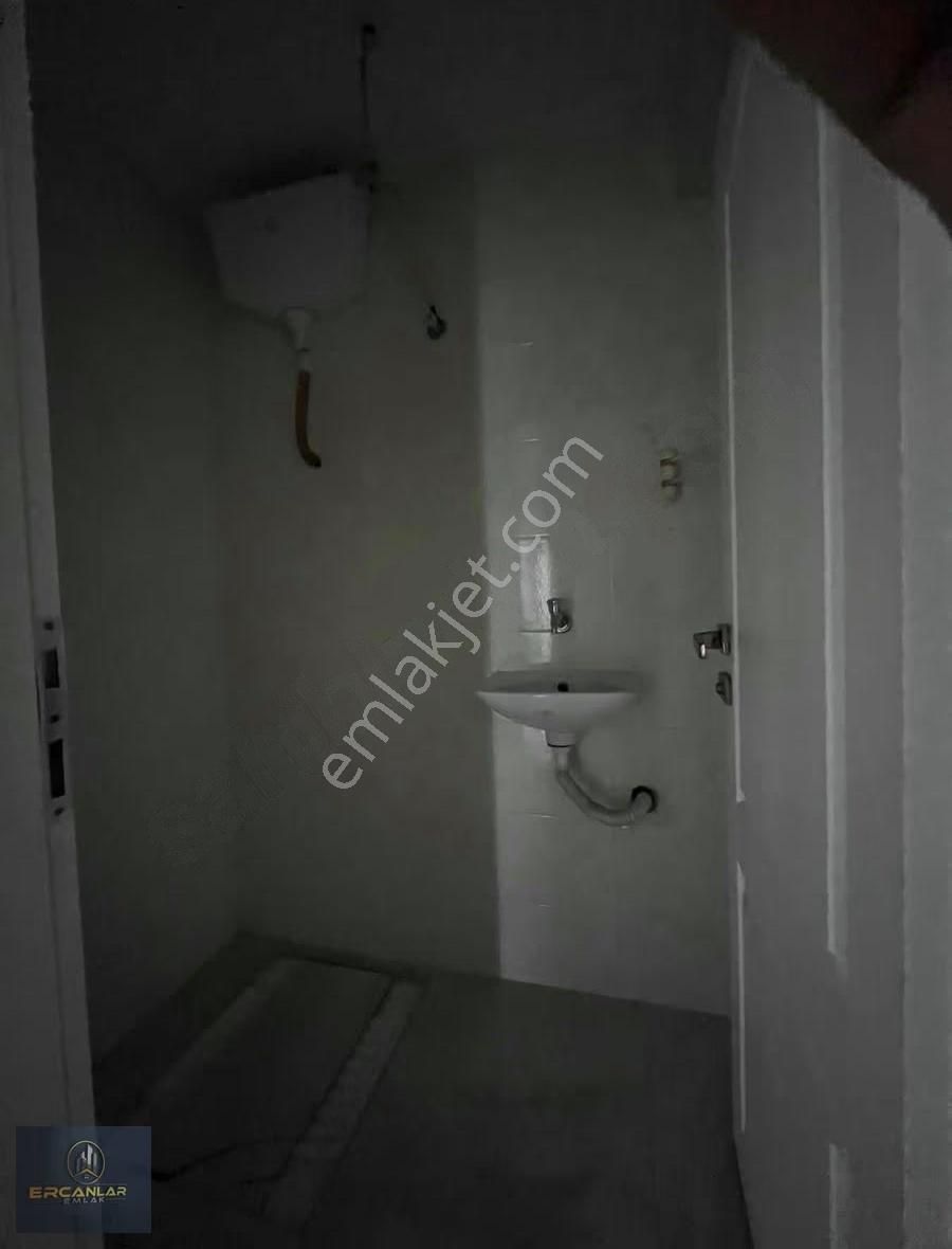 Ercanlar Emlaktan Kiralık Geniş Daire - Görsel 12