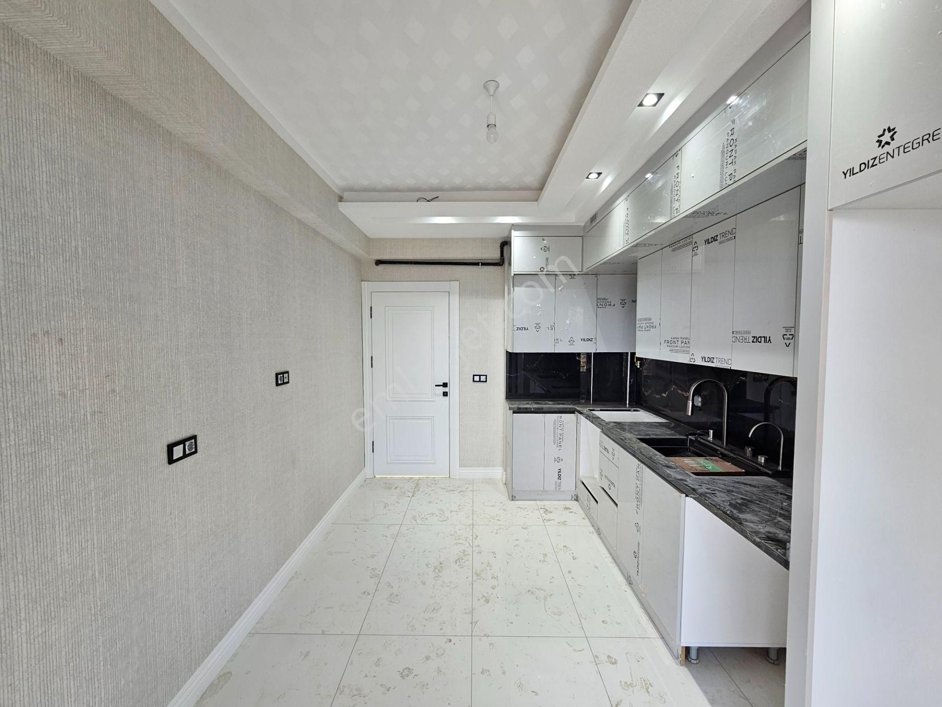 Ahmet Yesevi Caddesi Ve Beyhekim Caddesi Yakını Ultra Lüx Site İçerisinde Satılık 3+1 Daireler - Görsel 12