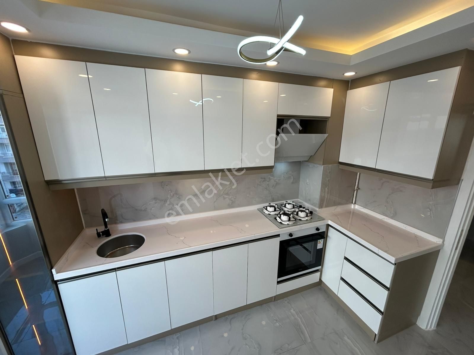 New Kent'den Pınarbaşı Mah. 3+1 Full+full Yapılı Masrafsız Daire - Görsel 19