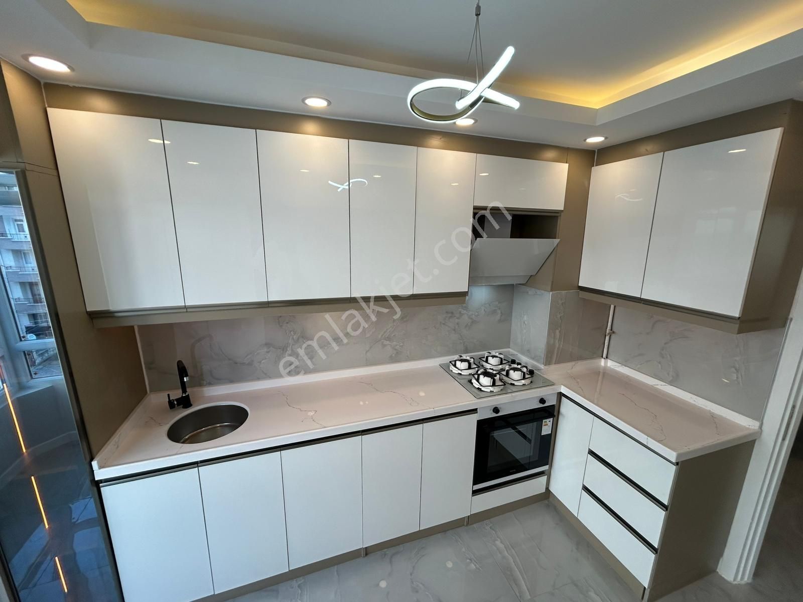 New Kent'den Pınarbaşı Mah. 3+1 Full+full Yapılı Masrafsız Daire - Görsel 18