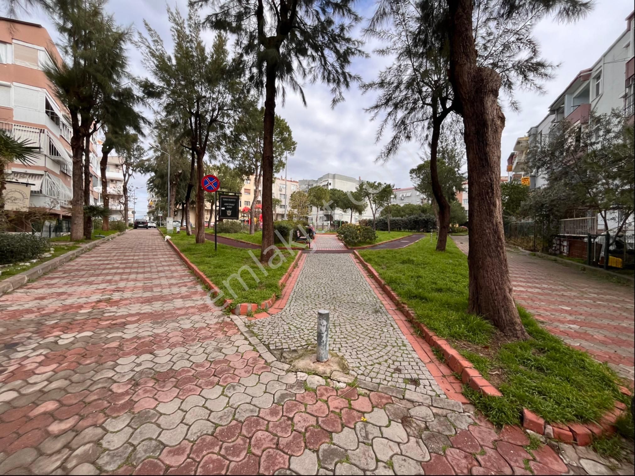 Hatay Askeri Hastane Karşısında Park İçinde Arakat Temiz Bakımlı 2+1 90m2 Daire - Görsel 32