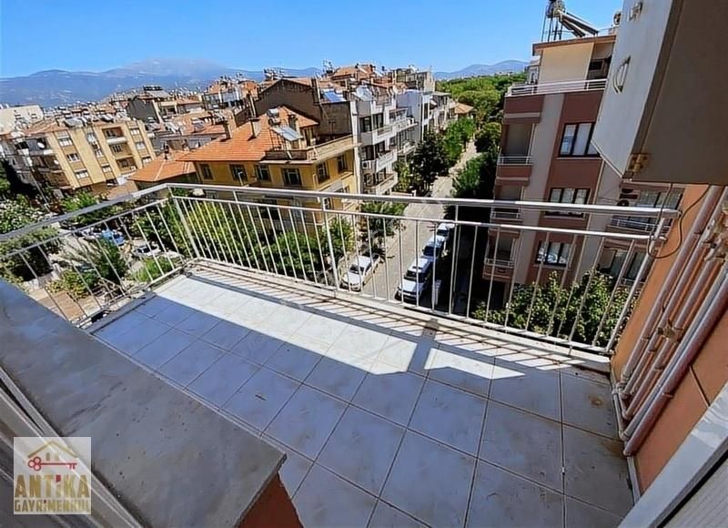 Antika Gayrimenkulden Atatürk Mahallesinde Kiralık 3+1 Daire - Görsel 12