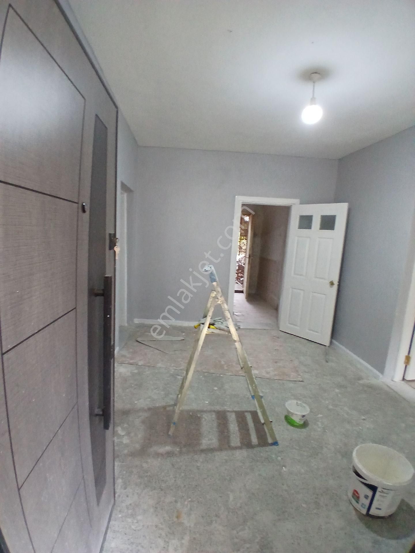 Komple Satılık 202 M2 Bahçeli Çok Geniş Ferah Bir Bina - Görsel 28