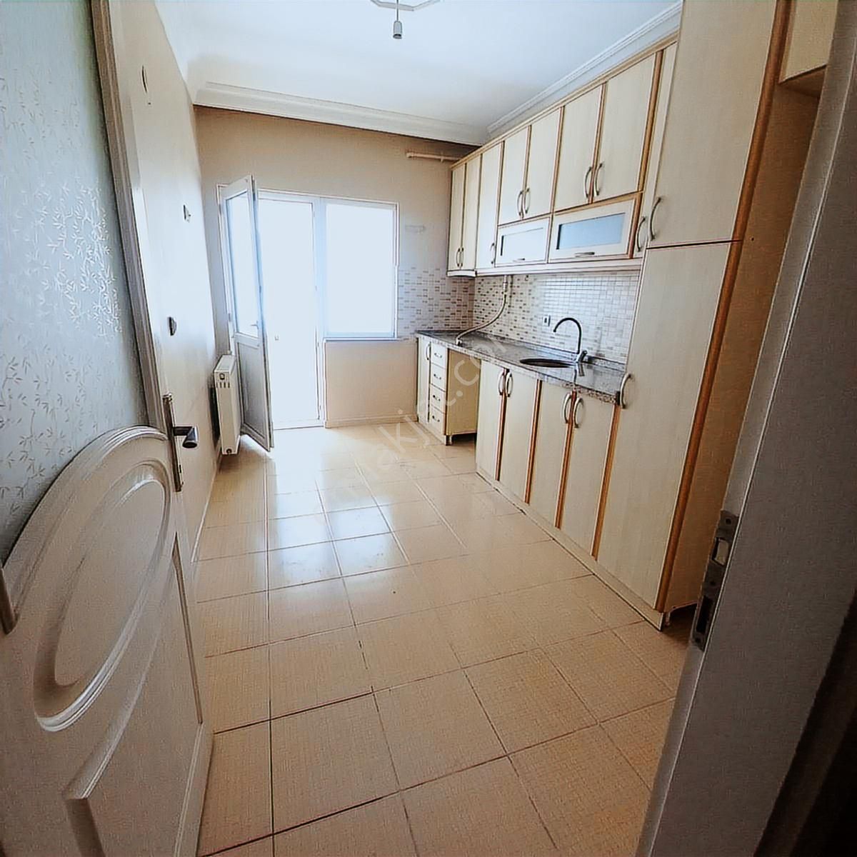 Reşadiye Mh 3+1 130m2 Arakat Daire