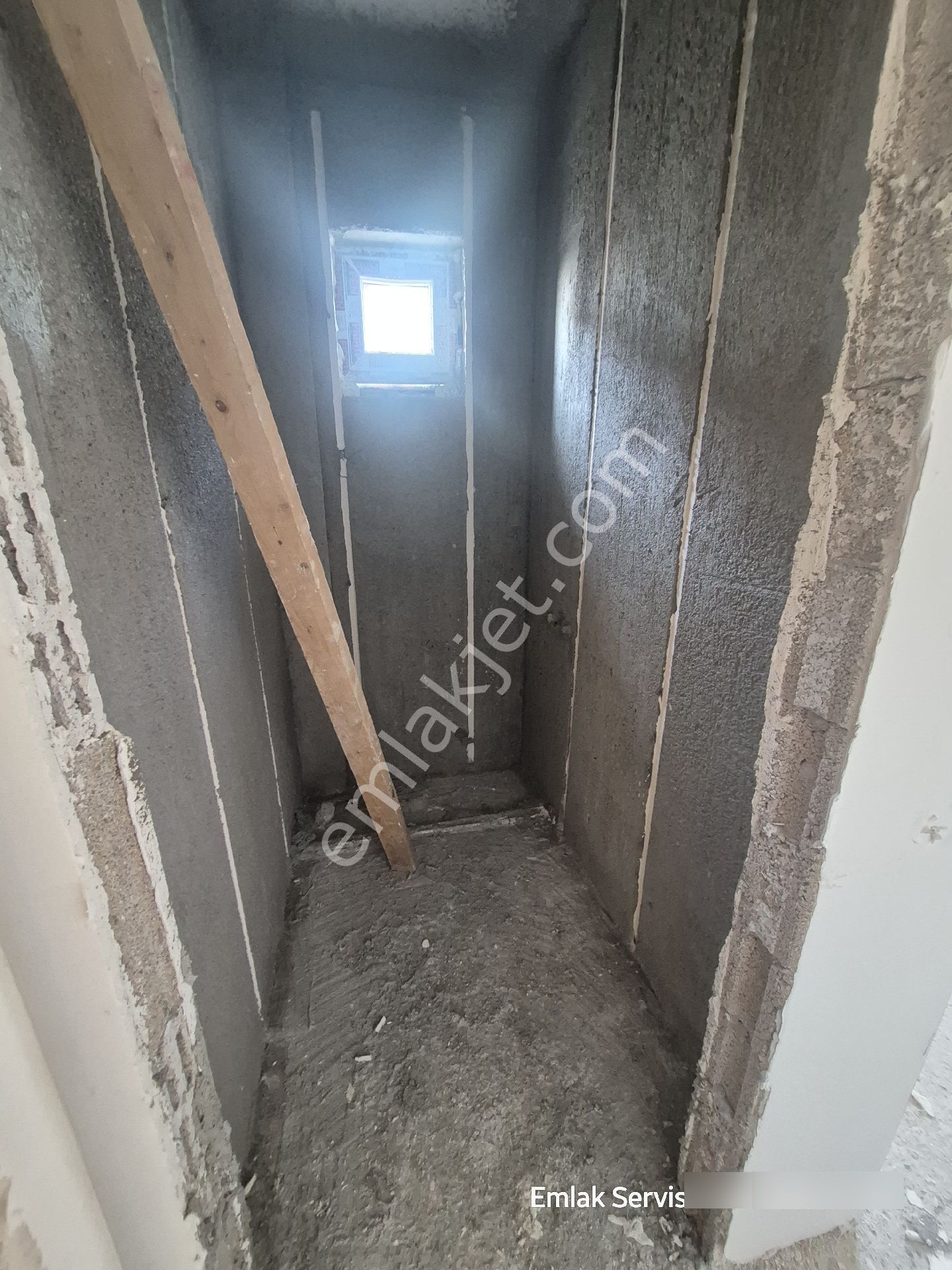 Temellı Merkezde Asansörlü Ön Cephe 2+1 - Görsel 8