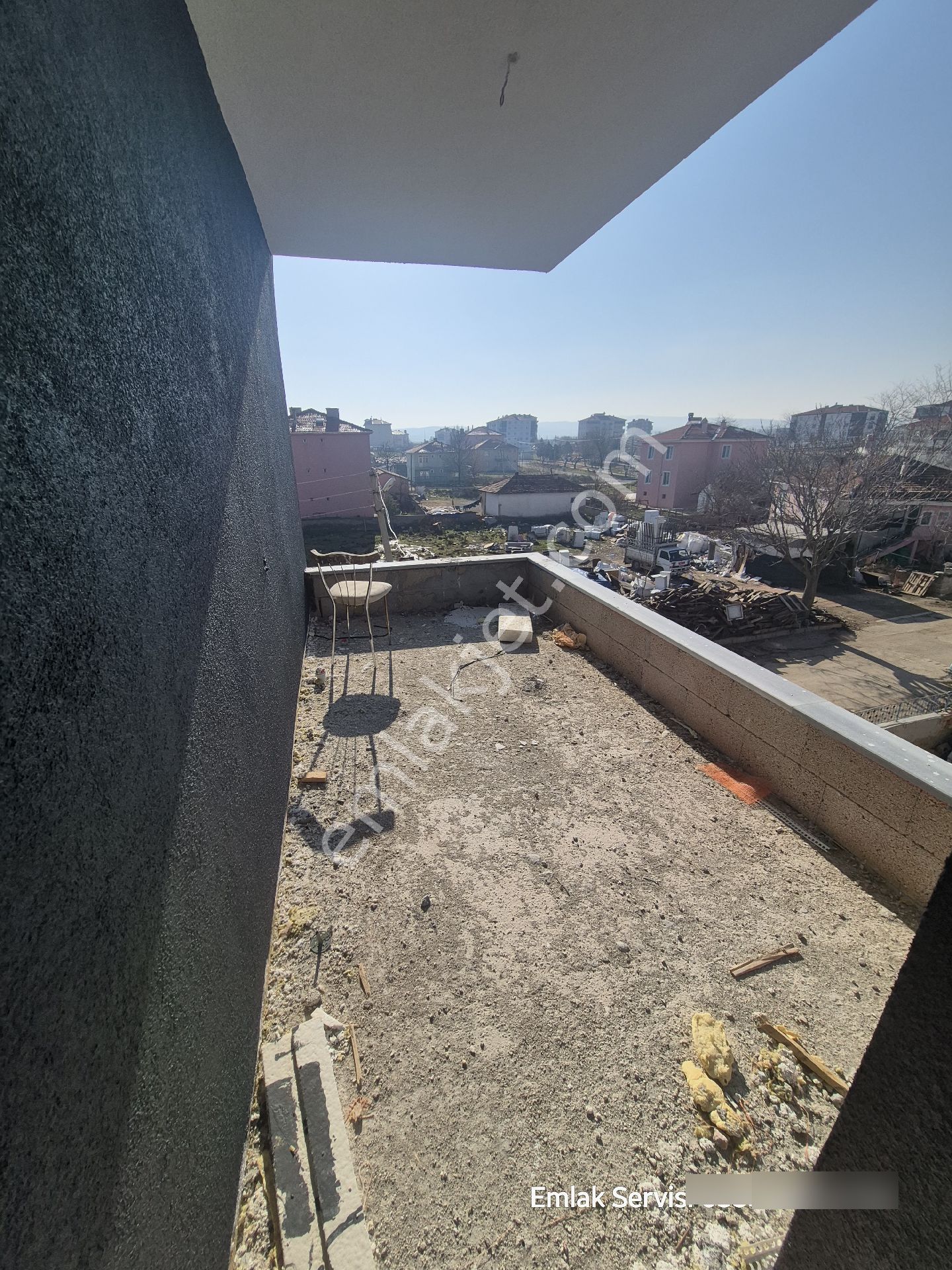 Temellı Merkezde Asansörlü Ön Cephe 2+1 - Görsel 3