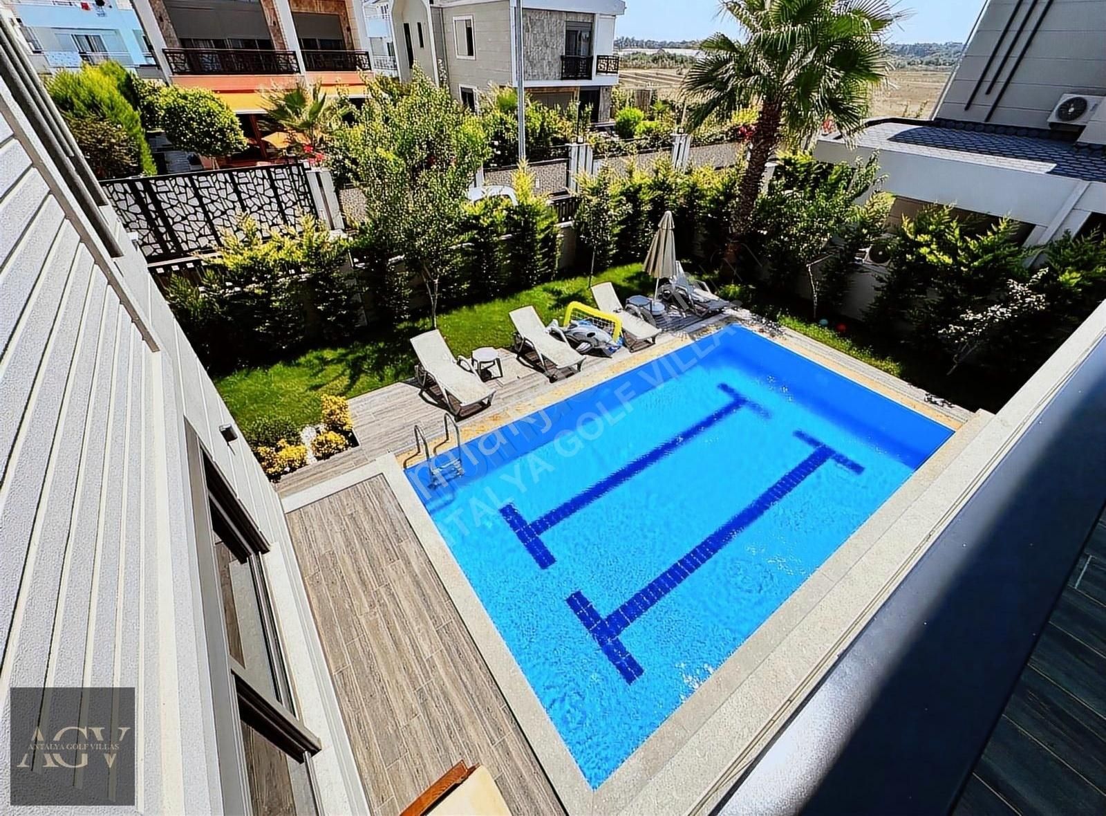 Antalya Belek'te Uzun Dönem Kiralık Lüks Eşyalı Villa - Görsel 19